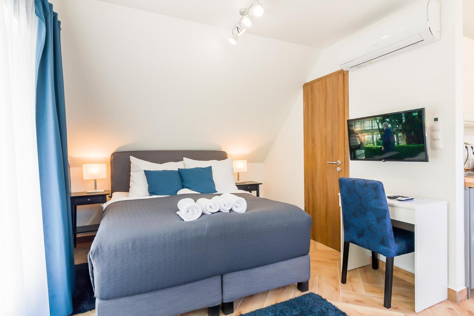 Monbuhim Comfort Veszprem Exterior photo
