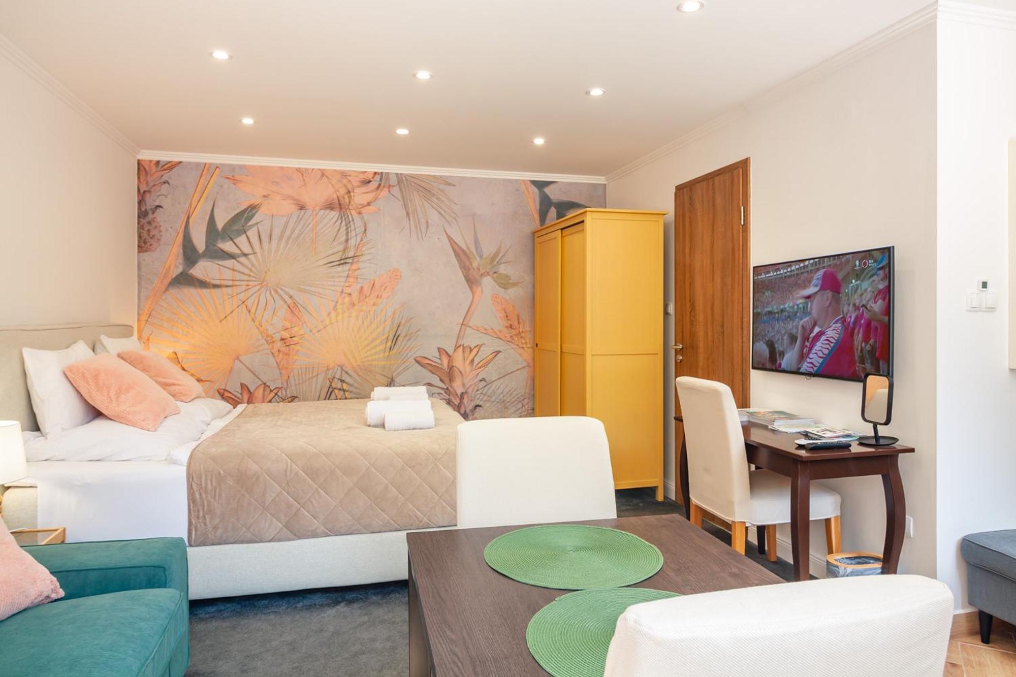Monbuhim Comfort Veszprem Exterior photo
